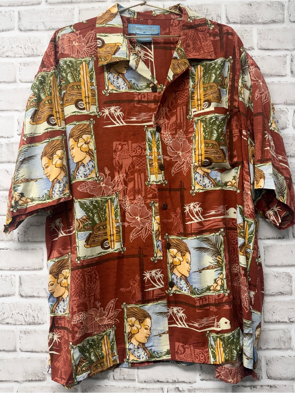 100% Silk Bermuda Bay Men’s XL Vintage-Inspired Rust Hawaiian Shirt